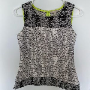 Black and white Banana Republic top, size 2 petite